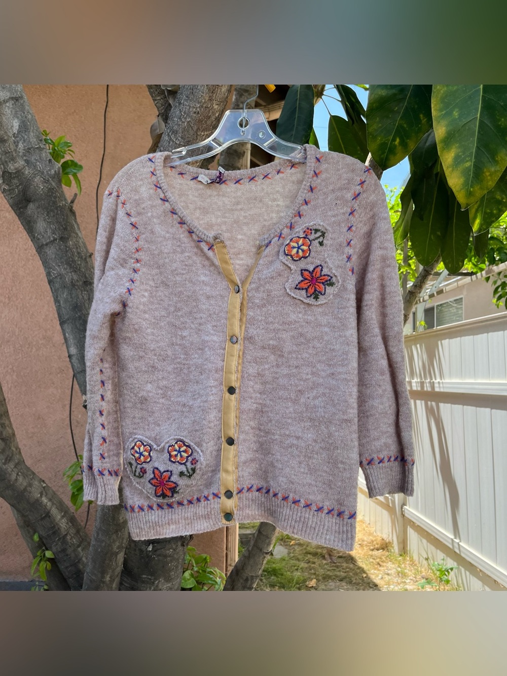 Vintage 2003 Free People Cream Embroidered Cardigan. - Picture 3 of 13